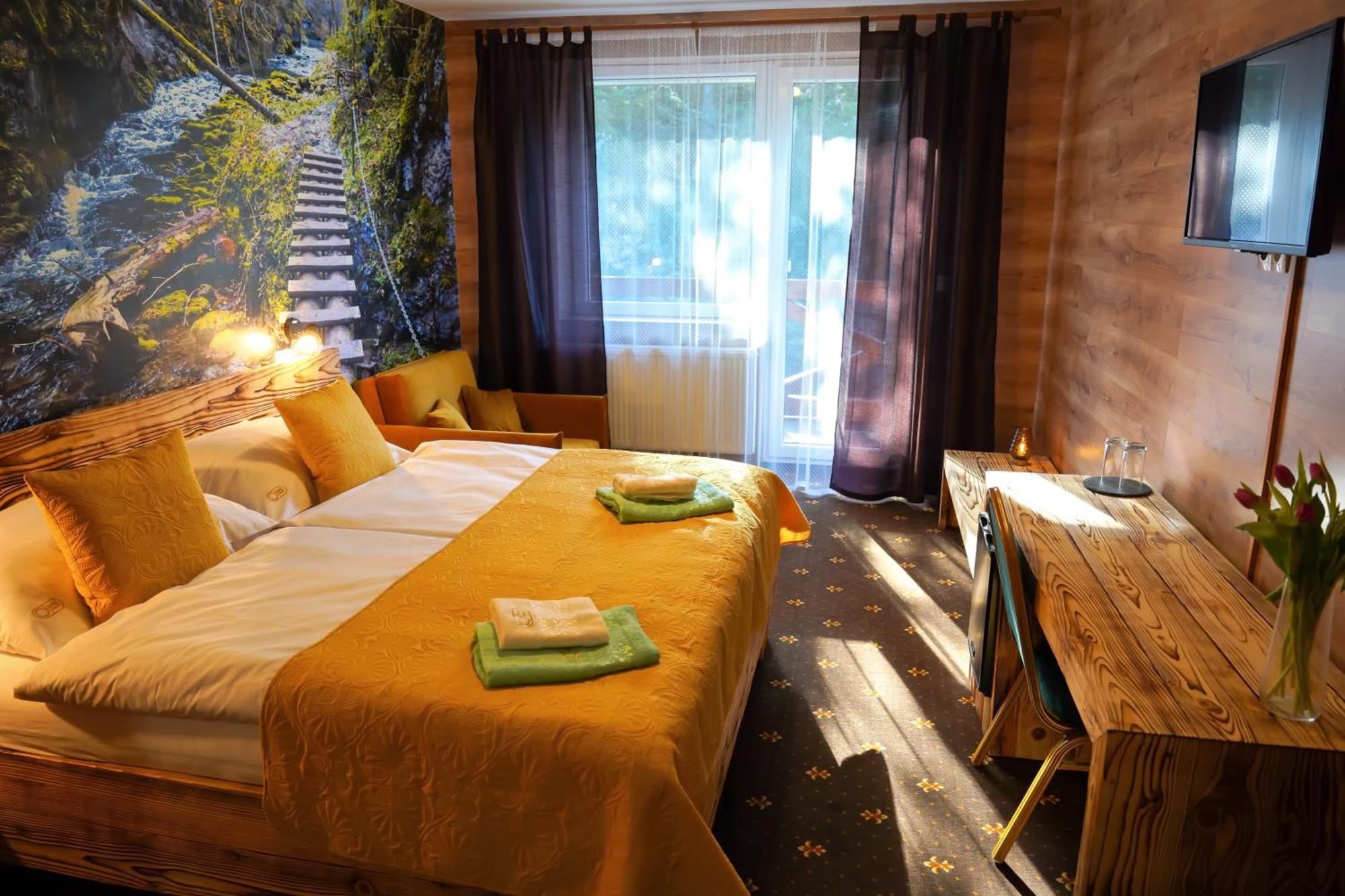 Hotel Raj Dedinky Ngoại thất bức ảnh