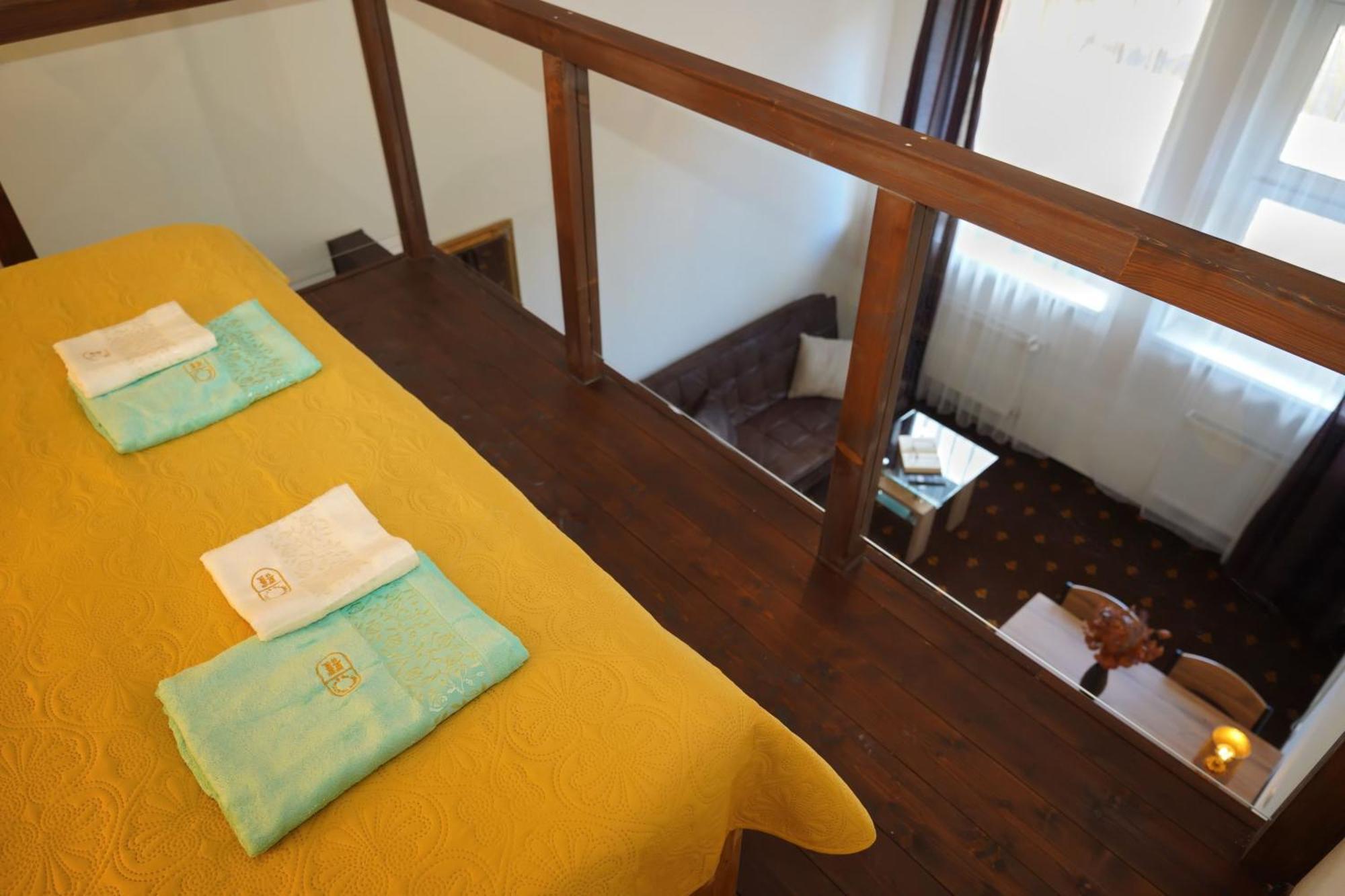 Hotel Raj Dedinky Ngoại thất bức ảnh