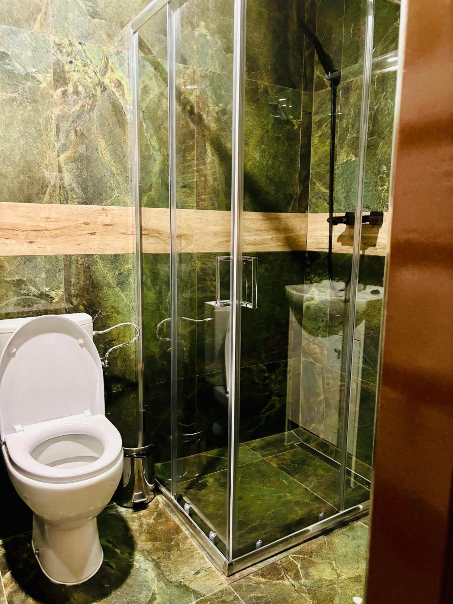 Hotel Raj Dedinky Ngoại thất bức ảnh